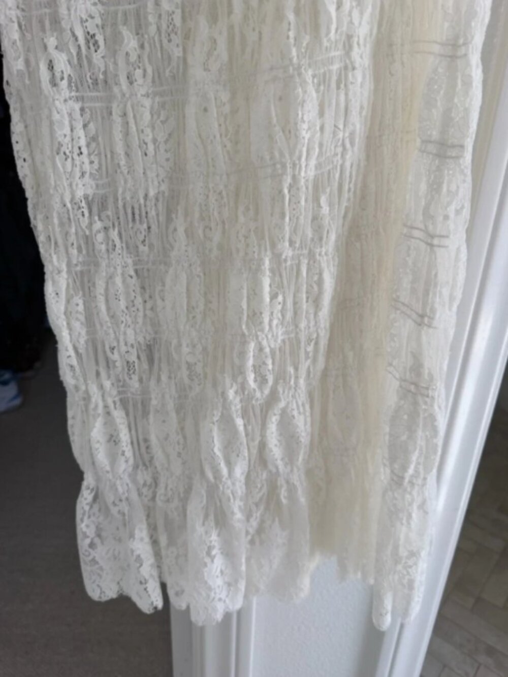 Doen Raquella Lace dress in Salt size small. Like new! - Picture 7 of 11
